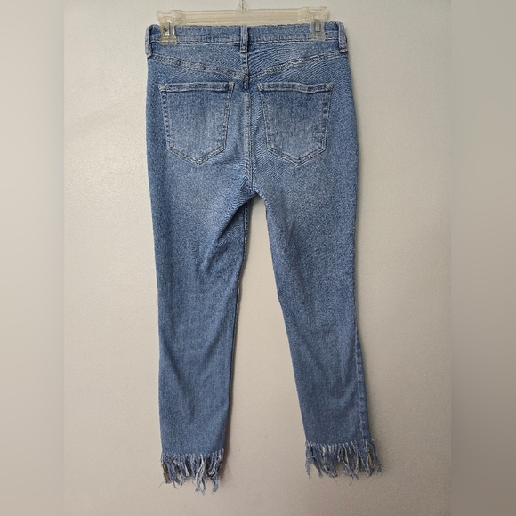We The Free Womens Mid Rise Medium Wash Great Heights Frayed Skinny Jeans 28 - Picture 4 of 9